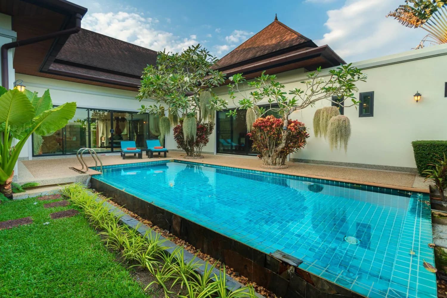 2 bedrooms villa for rent in Choeng Thale — Photo 1