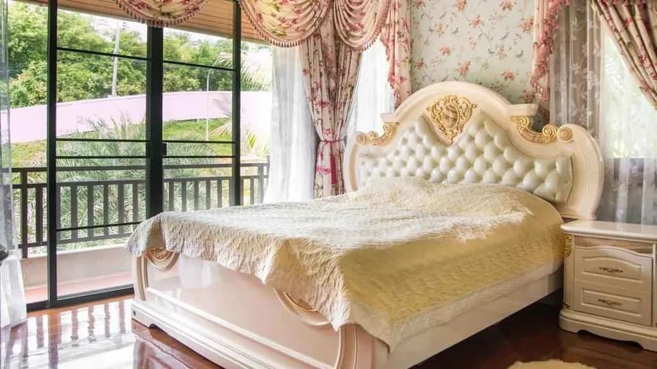 Laguna 5 bedrooms with Large garden for rent in Choeng Thale — Thumbnail 2