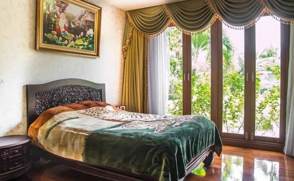 Laguna 5 bedrooms with Large garden for rent in Choeng Thale — Thumbnail 3