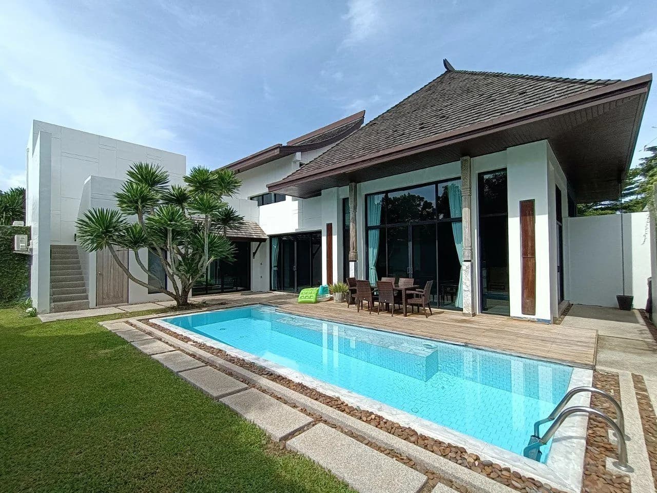 3 Bedrooms Pool Villa Land Area 263.60 Sqm. With Private Pool For Sale In Choeng Thale Phuket — Thumbnail 16