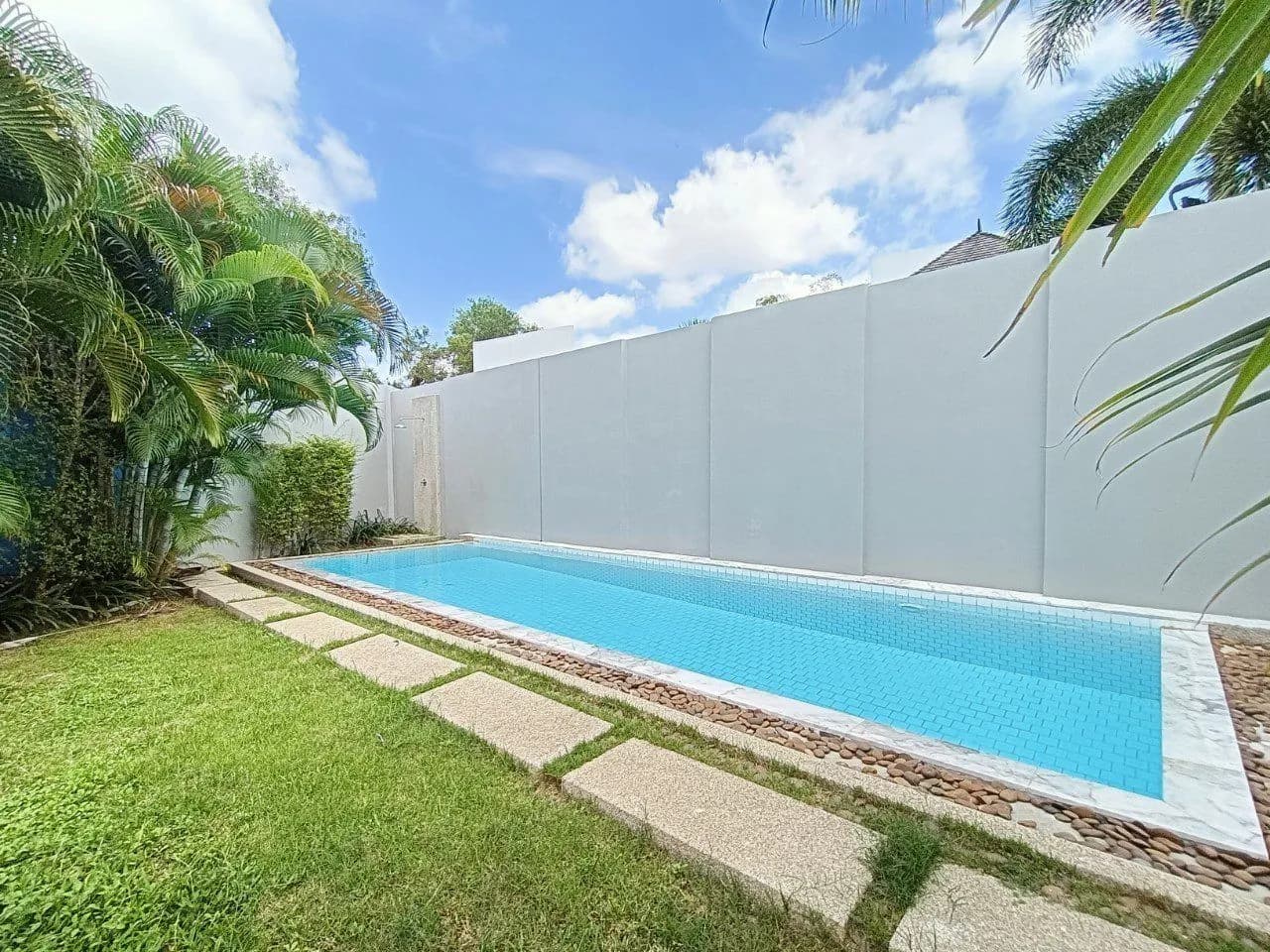 Boutique Pool Villa 3 Bedrooms 360.80 Sqm. With Private Pool For Sale In Choeng Thale Phuket — Thumbnail 7