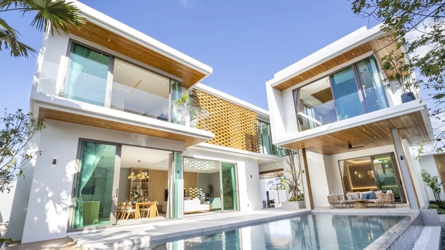 The Teak 4 bedrooms villa for sale in Choeng Thale — Photo 1