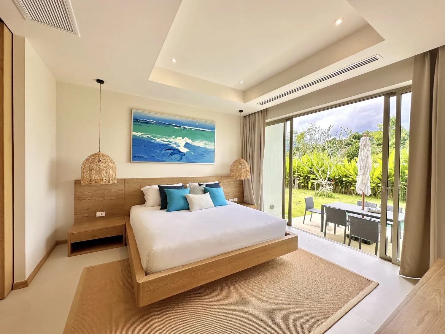 Luxurious 3-Bedroom Villa in Trichada Azure, Pasak — Thumbnail 5