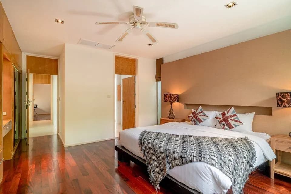 Luxurious 3-Bedroom Pool Villa in Bangtao, Phuket – Prime Location Near Laguna Golf — Thumbnail 11