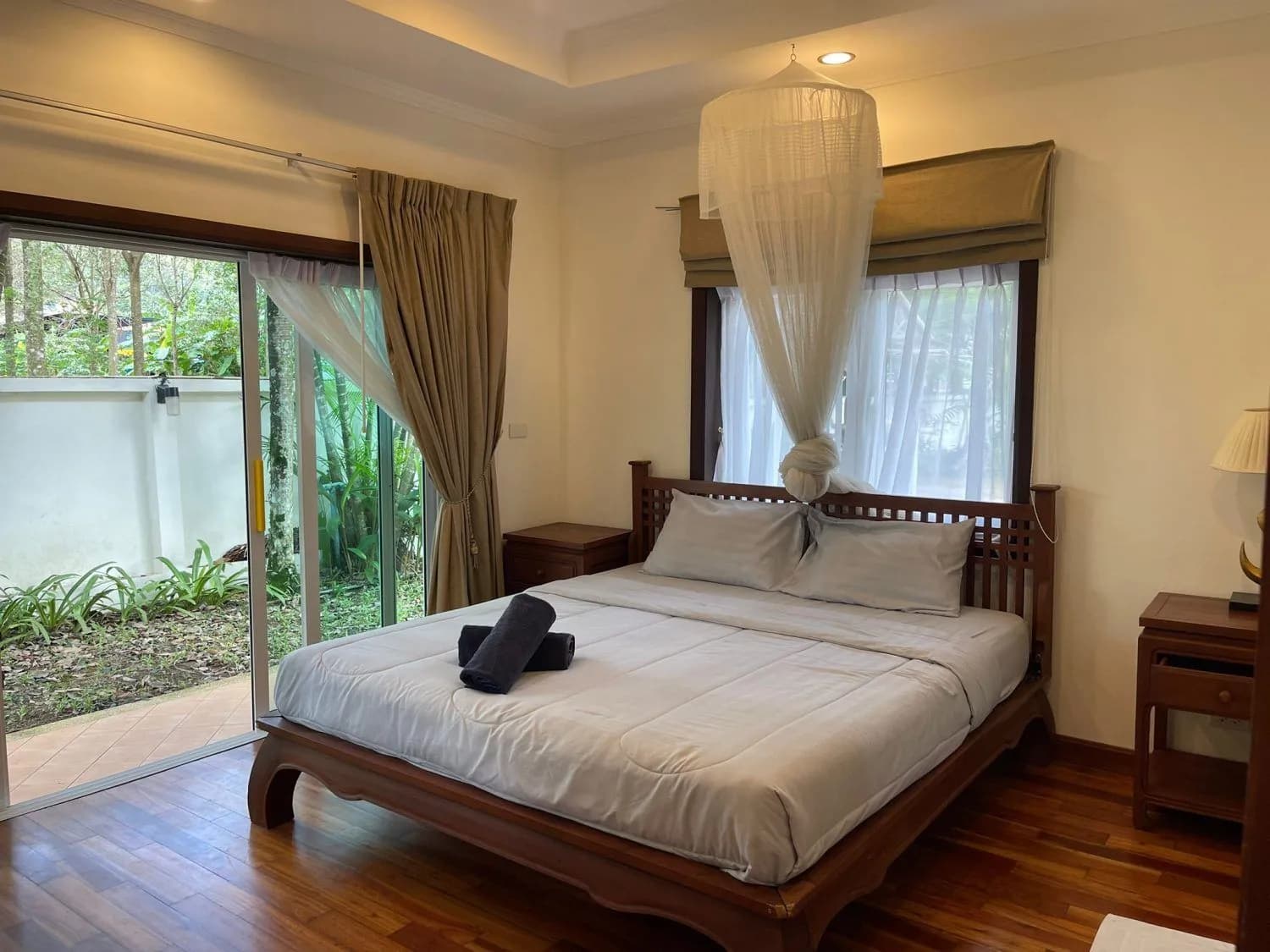 Garden house  – 4 bedrooms with private pool for rent in Choeng Thale — Photo 1