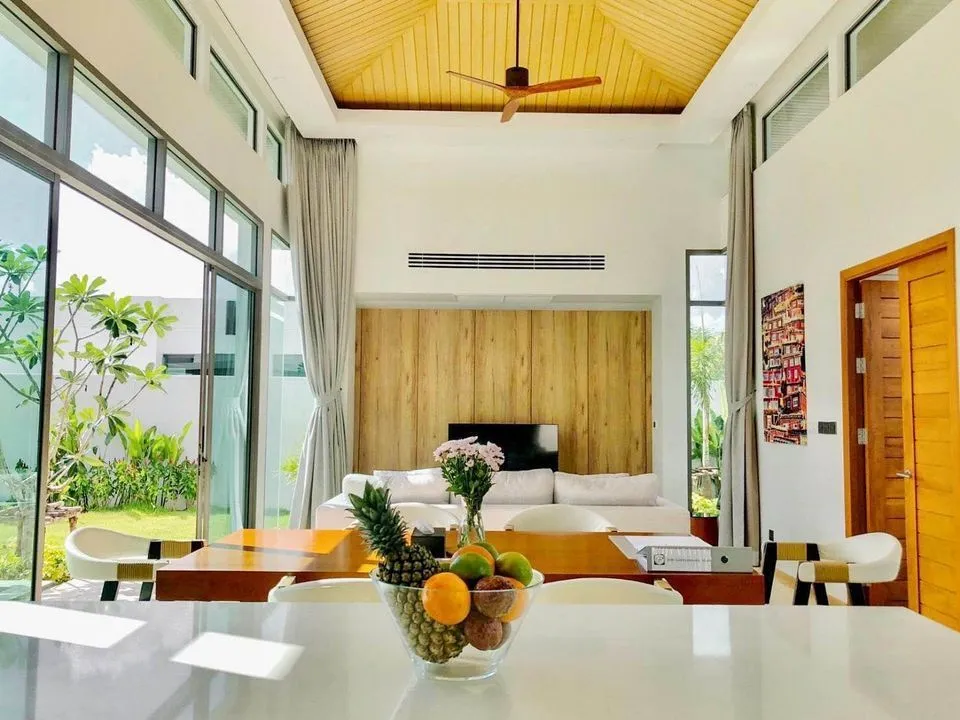 Elegant 2-Bedroom Pool Villa for Yearly Rent in Choeng Thale, Phuket — Thumbnail 5