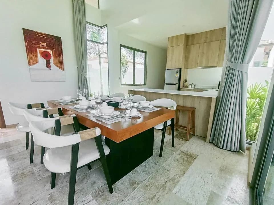 Elegant 2-Bedroom Pool Villa for Yearly Rent in Choeng Thale, Phuket — Thumbnail 8