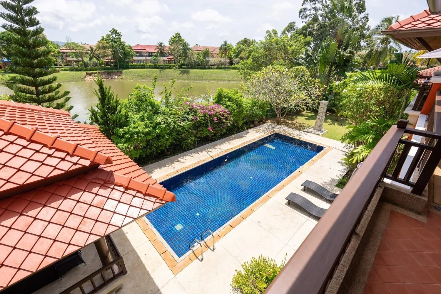Angsana Laguna Villa – 4 bedrooms pool villa with big garden for rent near Bangtao Beach — Thumbnail 12