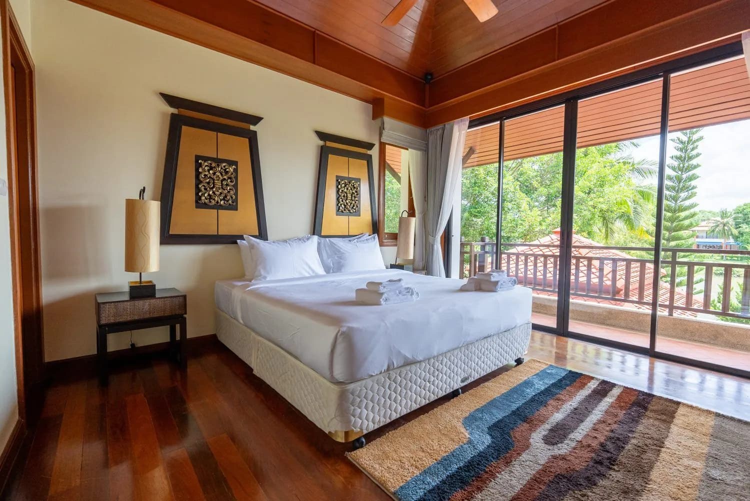 Angsana Laguna Villa – 4 bedrooms pool villa with big garden for rent near Bangtao Beach — Thumbnail 14