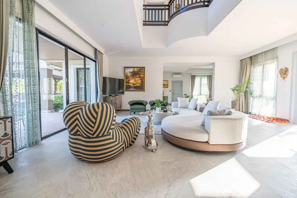 Luxurious 4-Bedroom Villa for Sale in Laguna Village – Newly Renovated, Ready to Move In — Photo 1
