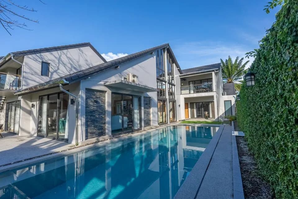 Spacious Golf Course Villa with Private Pool for Rent in Kathu, Phuket — Thumbnail 15