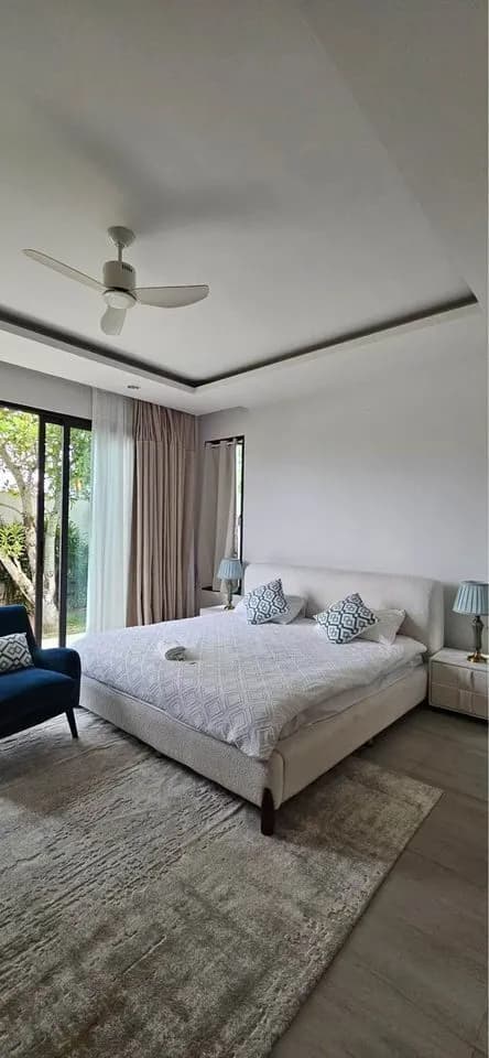Stunning 4-Bedroom Pool Villa for Yearly Rent in Choeng Thale, Phuket — Thumbnail 6