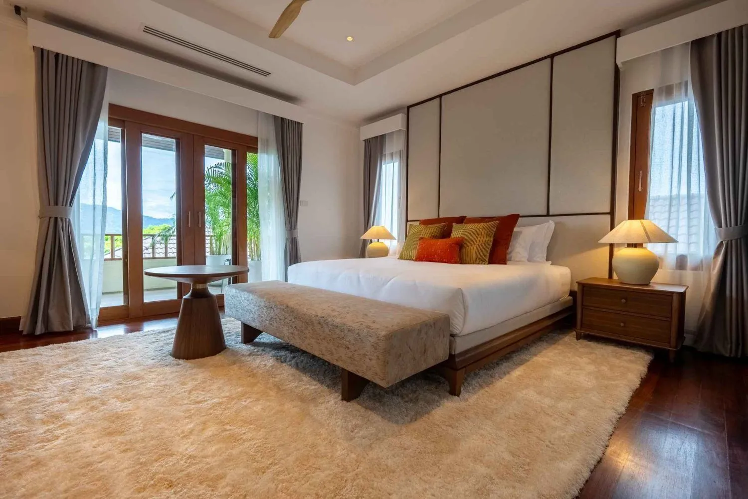 Luxurious 7-Bedroom Lakewood Villa for Rent in Laguna, Phuket — Photo 1