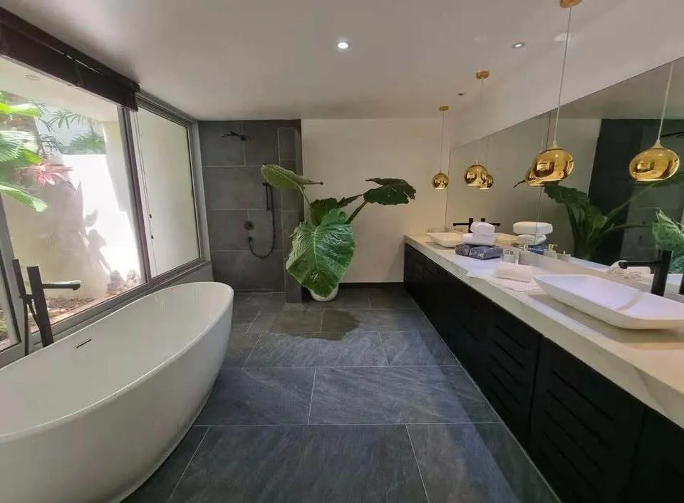 Spacious 4-Bedroom Pool Villa for Rent in Layan — Thumbnail 3