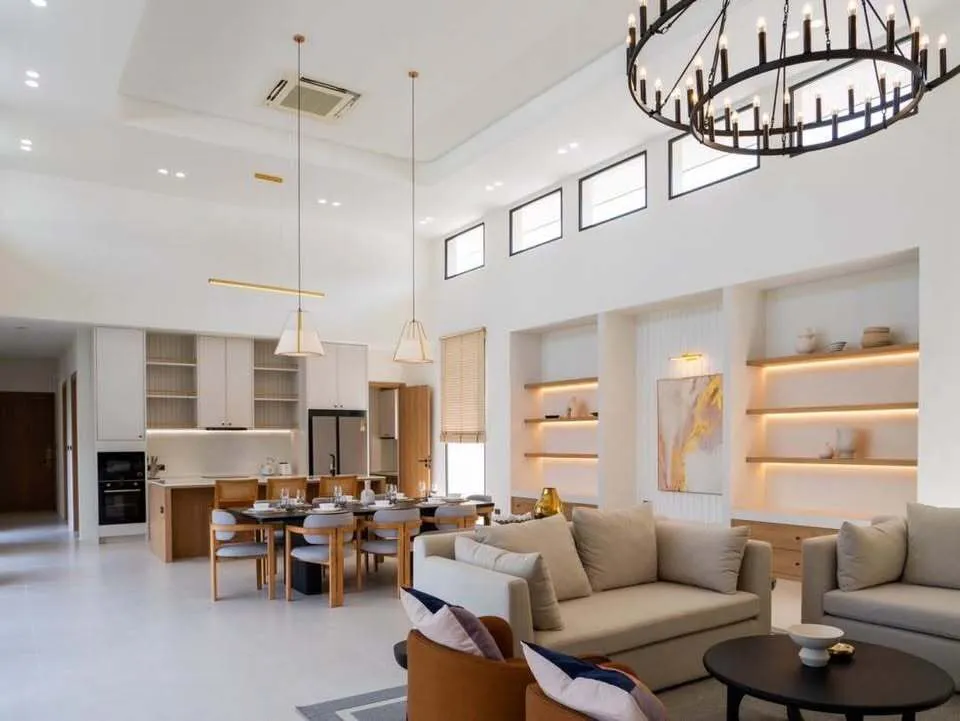 Luxurious 4-Bedroom Villa for Rent at The Breeze Villas, Bangtao — Thumbnail 5