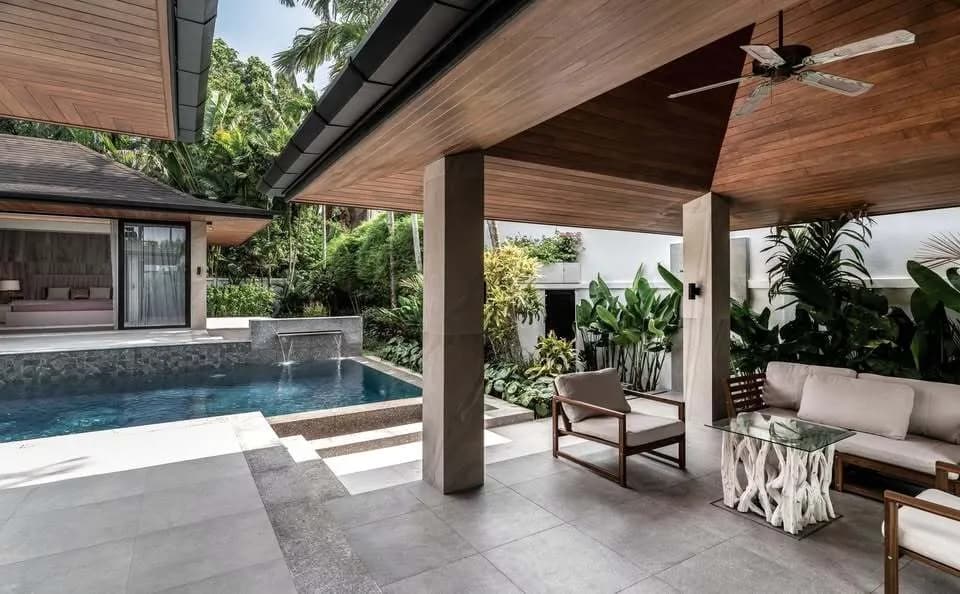 Luxury 3-Bedroom Villa for Rent Near Bang Tao Beach — Photo 1