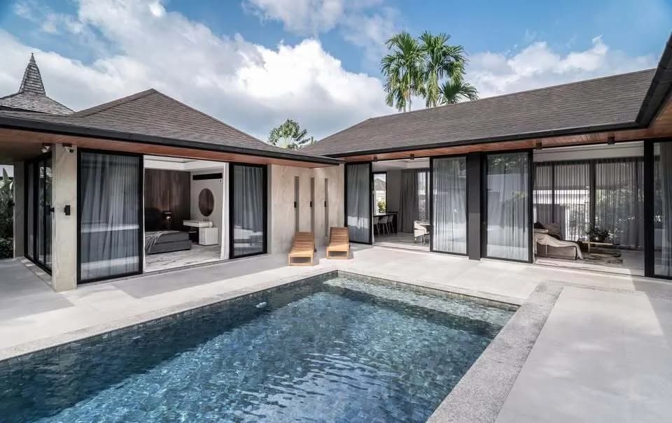 Luxury 3-Bedroom Villa for Rent Near Bang Tao Beach — Thumbnail 16