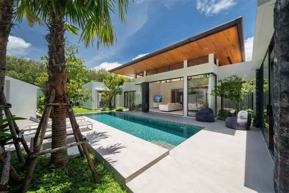 Luxury 4-Bedroom Villa for Rent in Botanica, Pasak 8 – Prime Location Near Bang Tao — Photo 1