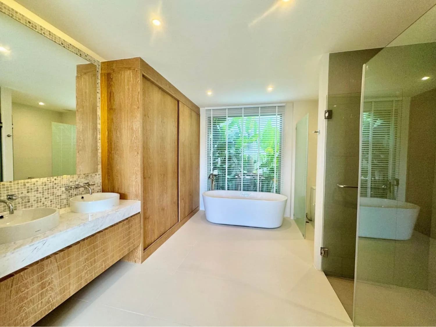 Trichada Breeze – Elegant 3-Bedroom Pool Villa for Rent in Bangtao, Phuket — Thumbnail 10