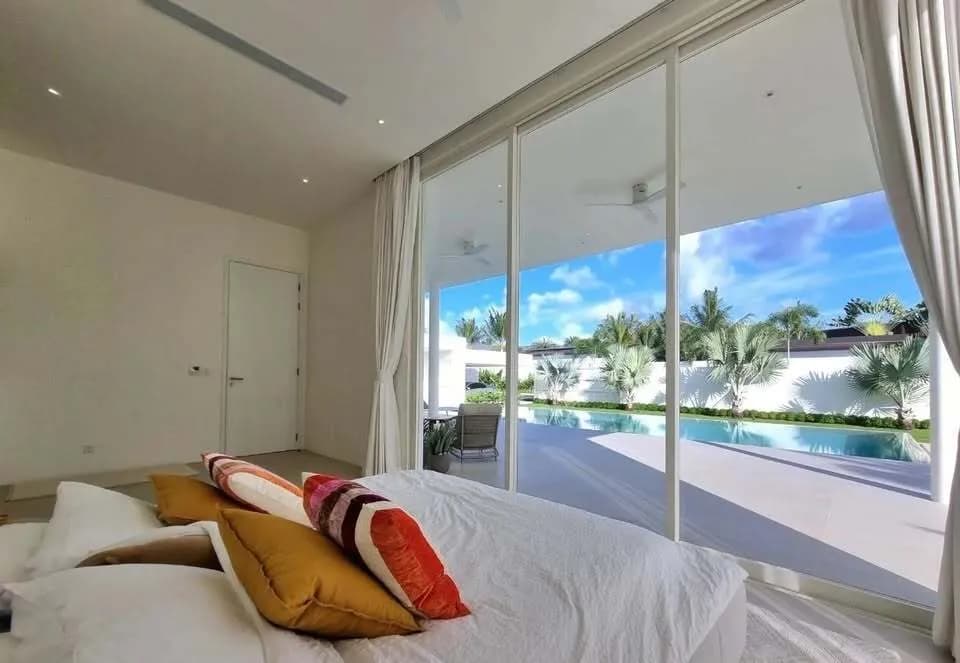 Elegant 4-Bedroom Pool Villa for Rent in Bang Jo, Phuket — Thumbnail 19