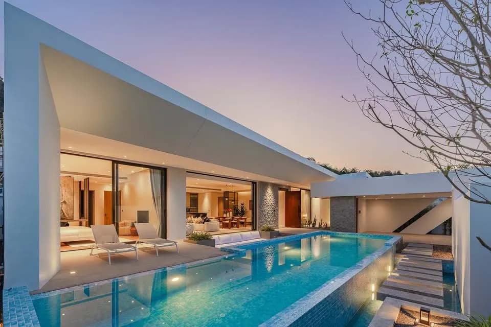 Elegant 3-Bedroom Pool Villa at Clover Residence – Prime Location in Phuket — Photo 1