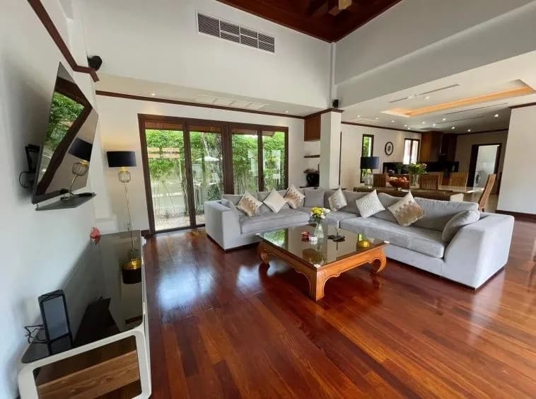 Sai Taan: Luxurious 6-Bedroom Villa in Peaceful Cherng Talay | SD28032551 — Thumbnail 5