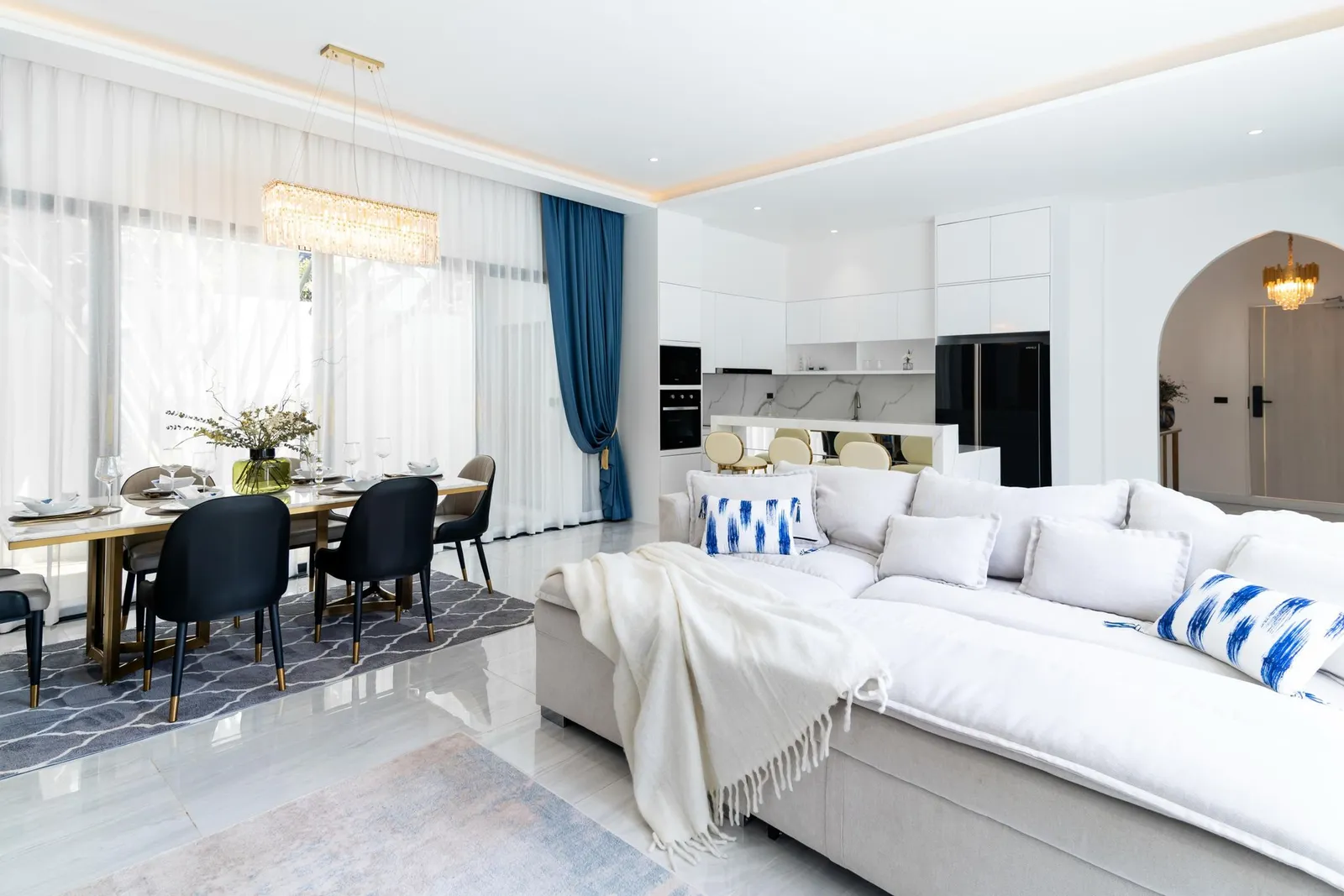 Moroccan-Inspired 3-Bedroom Luxury Villa in Menara Hills for rent, Phuket — Photo 1