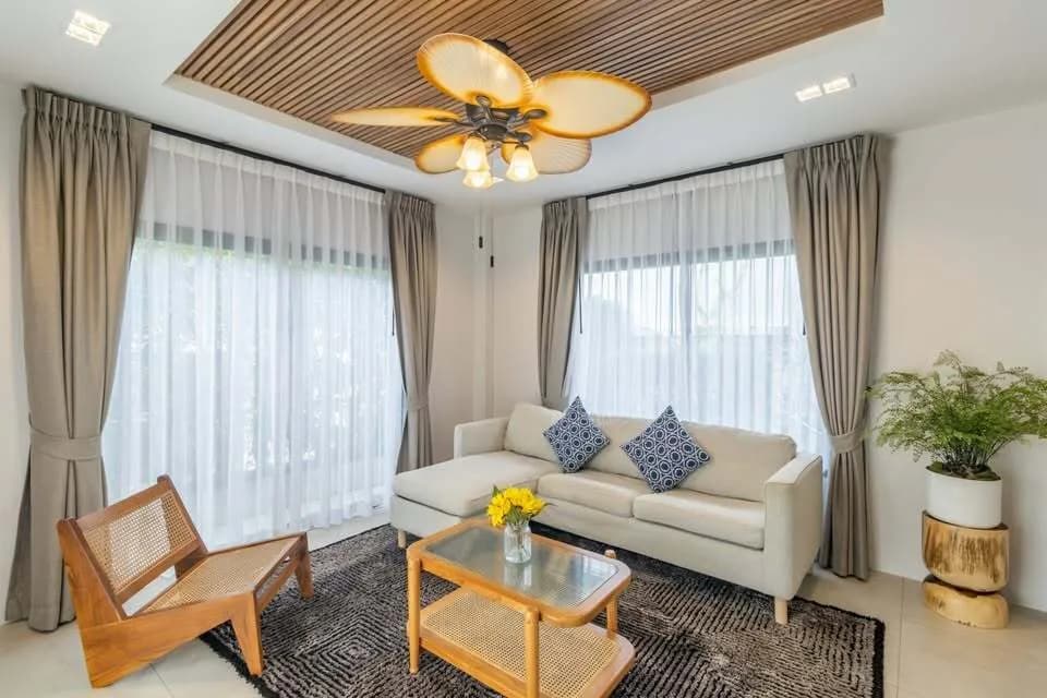 Elegant 3-Bed Villa for Long-Term Rent Near Laguna Phuket with Pool Access — Thumbnail 2