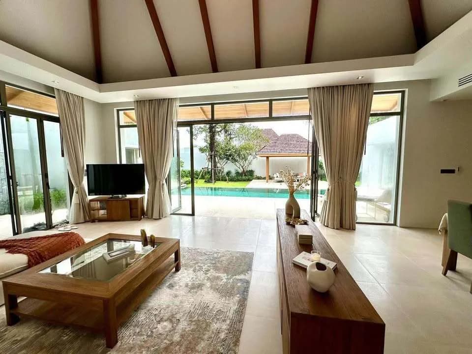 Luxury 4-Bedroom Pool Villa for Rent in Anchan Tropicana, Phuket | BC13052502 — Thumbnail 9
