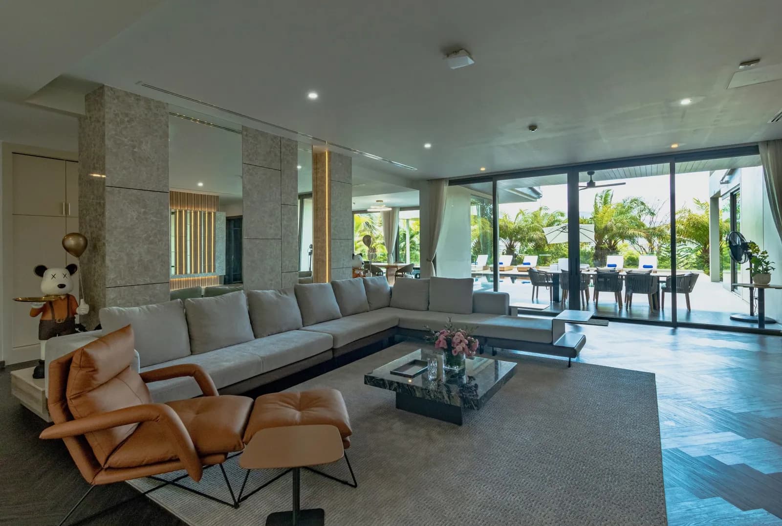 Luxury Property: Stunning 5-Bedroom Villa for Sale in Layan, Phuket | SC04082551 — Thumbnail 4