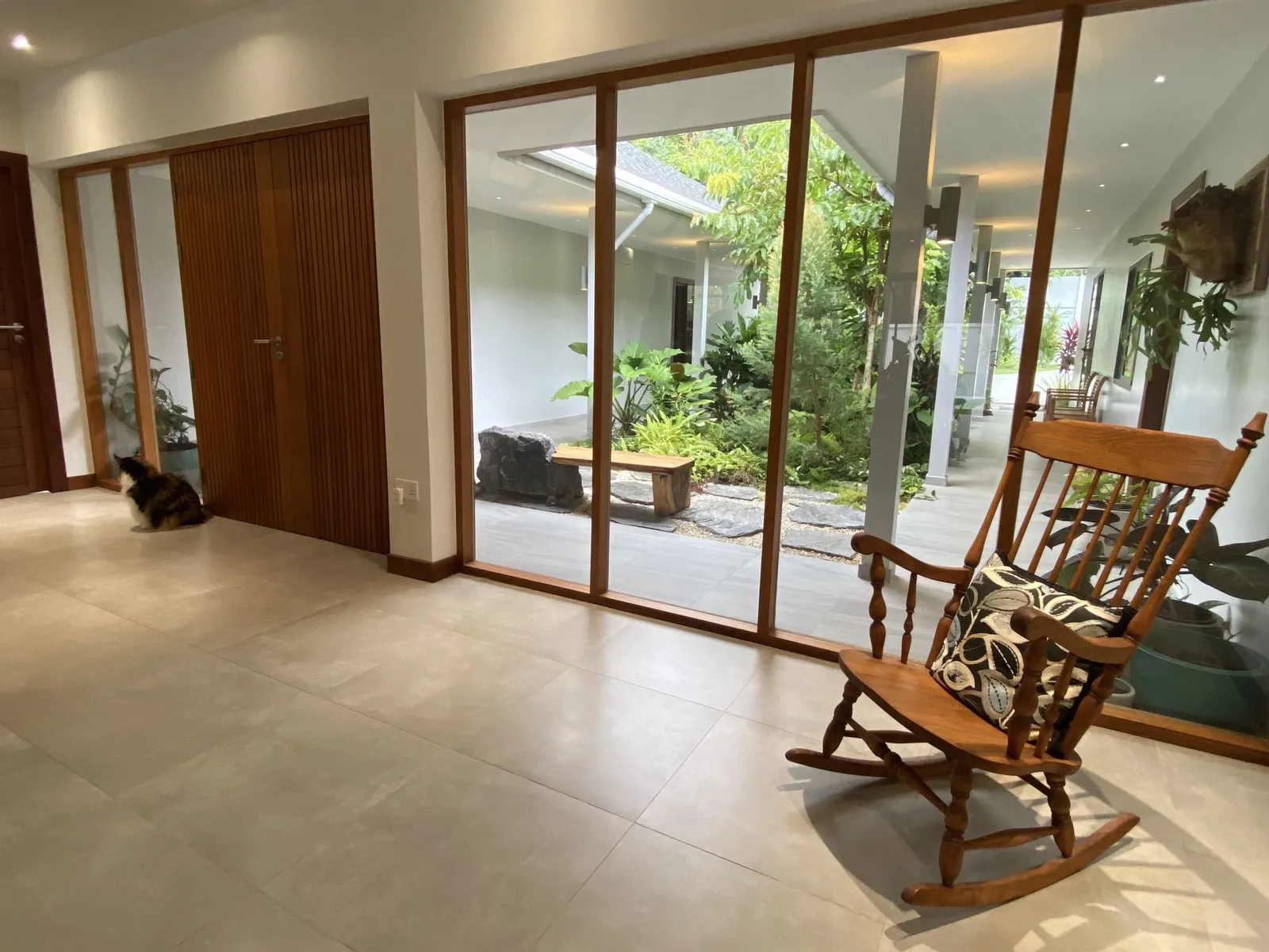 Luxurious 5-Bedroom Villa with Pool & Solar Panels in Pasak, Cherng Talay for Sale | SD28082550 — Thumbnail 8