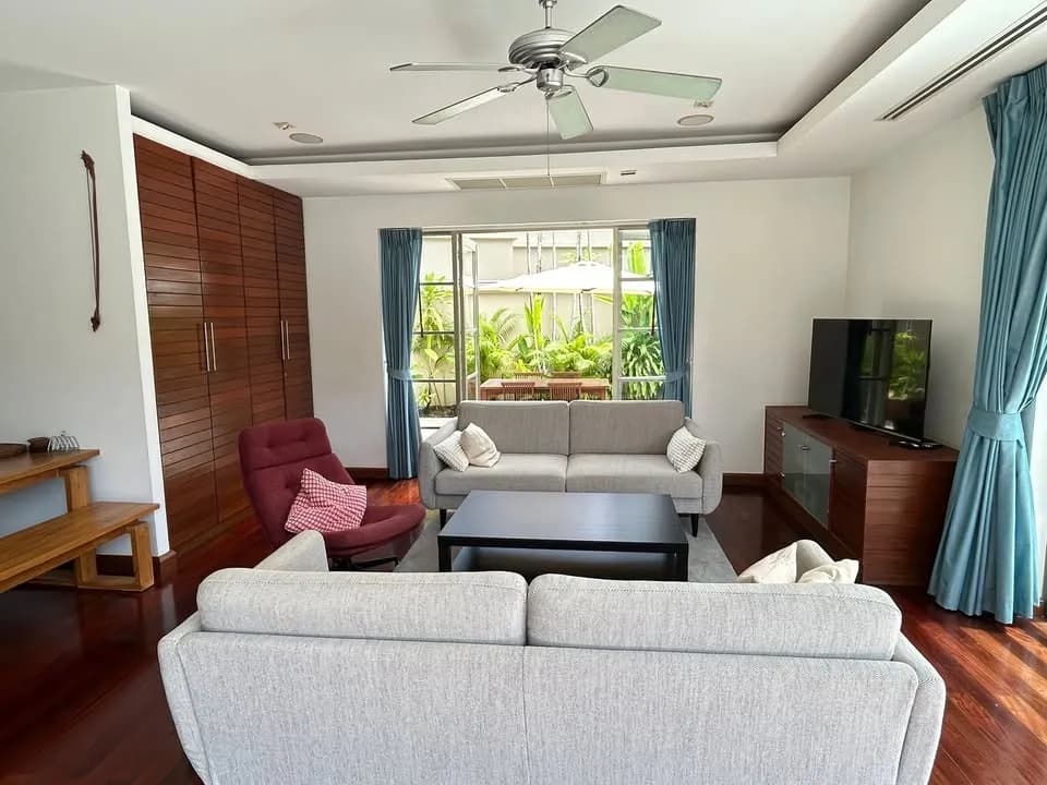 Luxury 3-Bedroom Pool Villa Walking Distance to Bang Tao Beach – Phuket — Photo 1