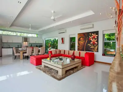 Gorgeous 4 bedrooms villa – Based in Rawai