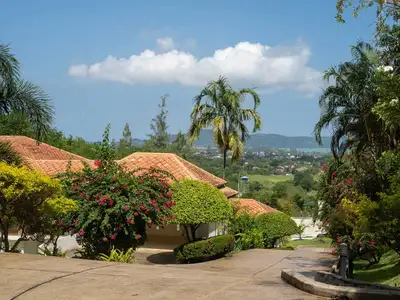 Seaview 5 Bedrooms with private pool villa