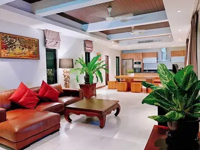Two-Storey pool villa in Cherng Talay near Boat Avenue