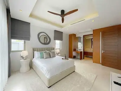 Stunning 4 Bedrooms with Private Pool Villa in Bangtao Beach