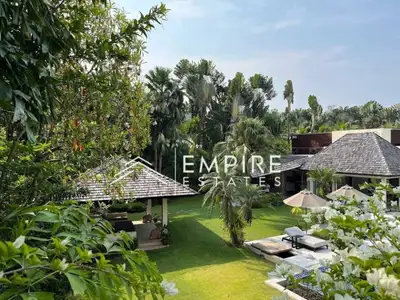 Big Luxury Pool Villa Layan Estate