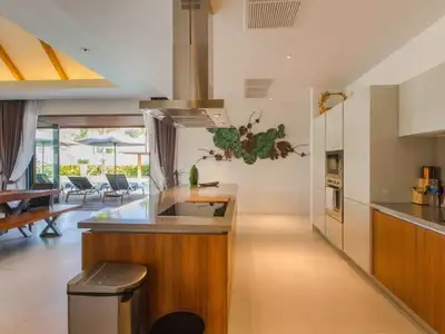 Stunning 4 Bedroom Pool Villa in Anchan Lagoon