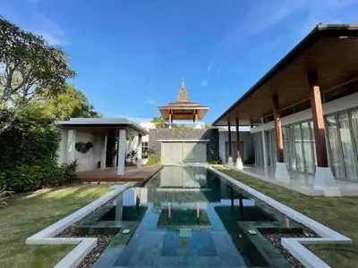 Luxury 4 Bedrooms with private pool villa