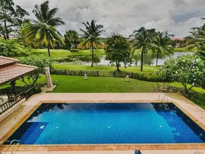 Beautiful 4 Bedrooms Pool Villa for rent in Choeng Thale Phuket