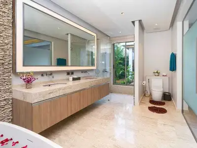 Luxury 4 Bedrooms with private pool Villa in Botanica Bangtao
