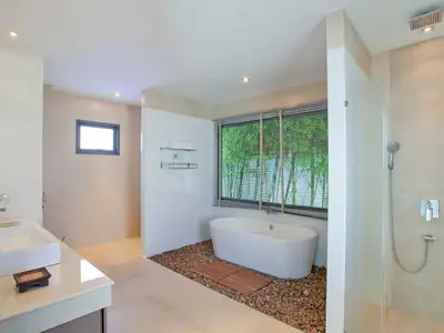 Modern 3 Bedrooms pool villa for rent in Rawai