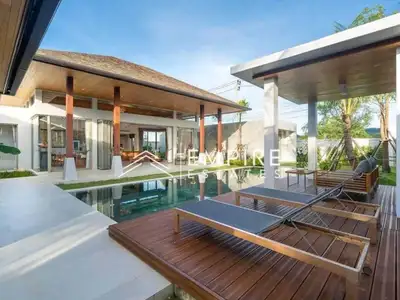 Botanica 4 bedrooms with private pool for rent