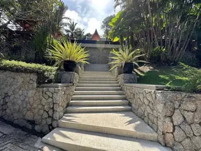 Ayara 4 bedrooms with private pool for rent in Surin
