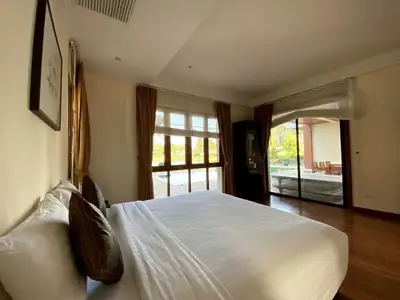 Laguna Water 4 bedrooms with private pool for rent