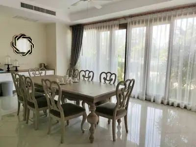 Laguna 4 bedrooms with private pool for rent