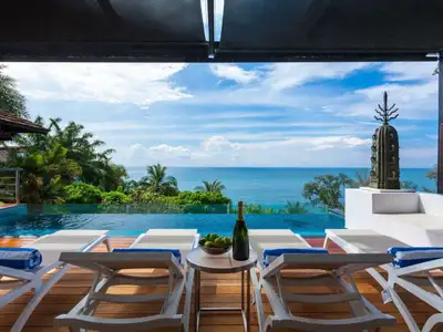 Seaview – 3 bedrooms with private pool villa for rent in Surin