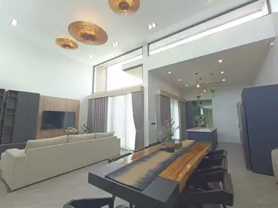 Modern 4 bedroom villa with private pool in Choeng Thale