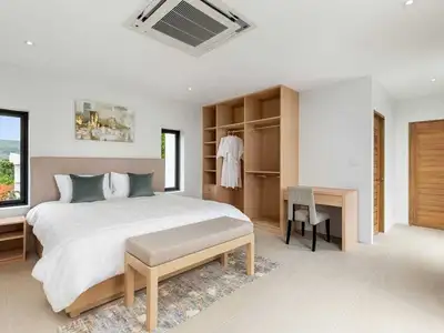 Luxury 4 bedrooms with private pool for rent in Layan Choeng Thale