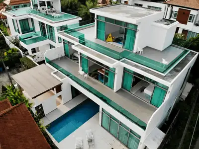 Resale 4-bedroom private pool villa in Kamala
